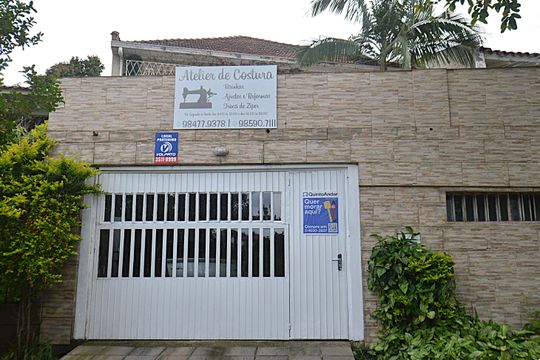 Casa à venda com 4 quartos, 300m² em Três Figueiras, Porto Alegre