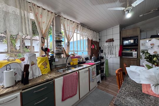 sala de casa para alugar com 3 quartos, 200m² em Feitoria, São Leopoldo