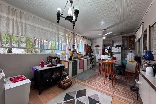 Casa à venda com 3 quartos, 200m² em Feitoria, São Leopoldo