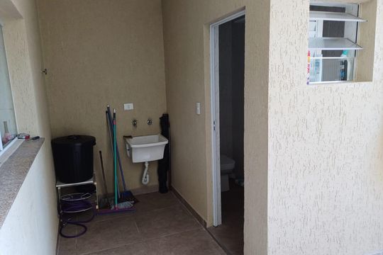Casa para alugar com 3 quartos, 170m² em Vila Salete, São Paulo