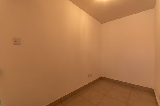 Quarto de Serviço 1 de casa à venda com 5 quartos, 200m² em Itatiaia, Belo Horizonte