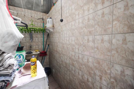 Área de serviço de casa de condomínio à venda com 2 quartos, 75m² em Vila Espanhola, São Paulo