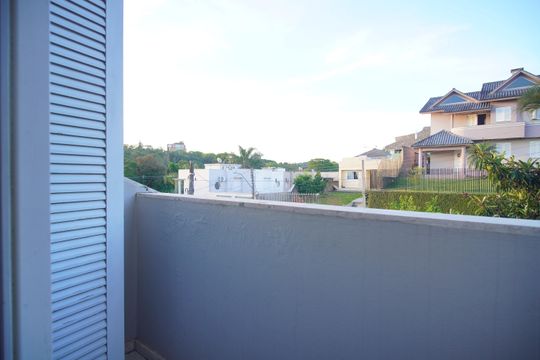 Varanda da Suíte 3 de casa para alugar com 3 quartos, 241m² em Hamburgo Velho, Novo Hamburgo