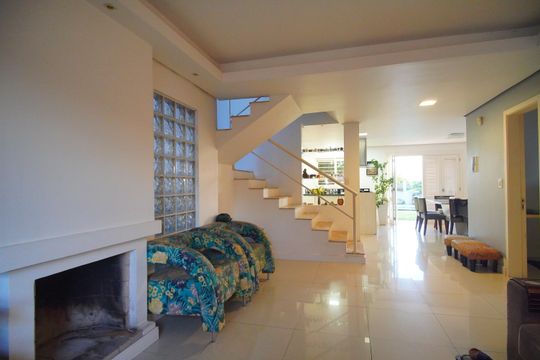 Sala de casa para alugar com 3 quartos, 241m² em Hamburgo Velho, Novo Hamburgo