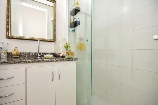 Banheiro Suíte  de apartamento à venda com 2 quartos, 64m² em Vila Suzana, São Paulo