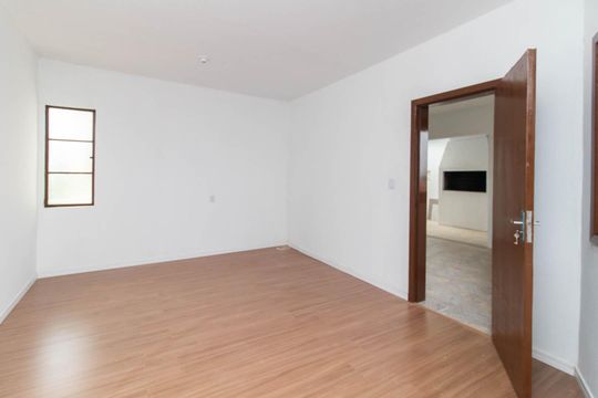 Quarto 1 de apartamento para alugar com 2 quartos, 100m² em Vila Nova, Porto Alegre
