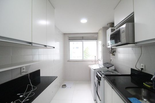 Cozinha de apartamento à venda com 2 quartos, 78m² em Barra da Tijuca, Rio de Janeiro