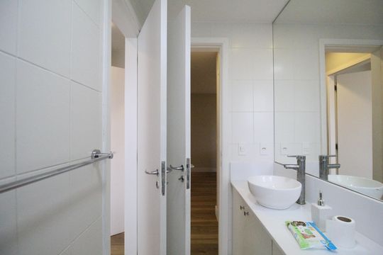 Banheiro da Suíte 1 de apartamento à venda com 2 quartos, 78m² em Barra da Tijuca, Rio de Janeiro
