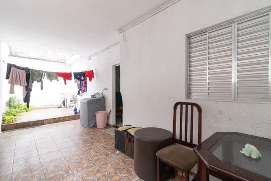 Quintal de casa à venda com 3 quartos, 100m² em Jardim Gonzaga, São Paulo
