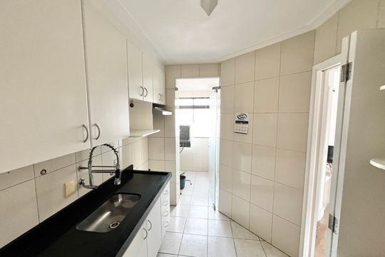 Cozinha de apartamento à venda com 2 quartos, 62m² em Jardim do Colegio (zona Norte), São Paulo