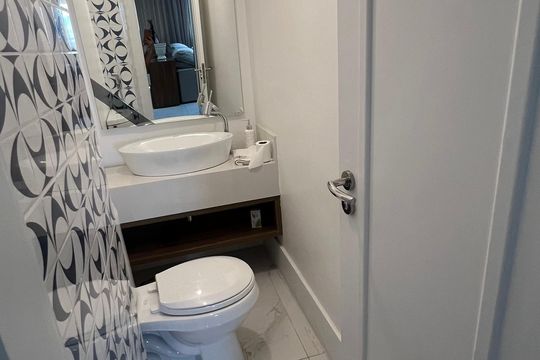Lavabo de apartamento à venda com 3 quartos, 109m² em Jardim Aeroporto, São Paulo
