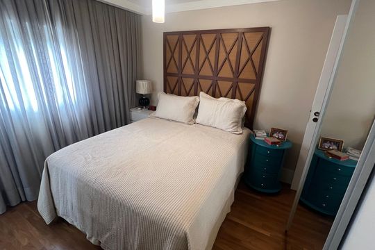 Quarto 1 de apartamento à venda com 3 quartos, 109m² em Jardim Aeroporto, São Paulo