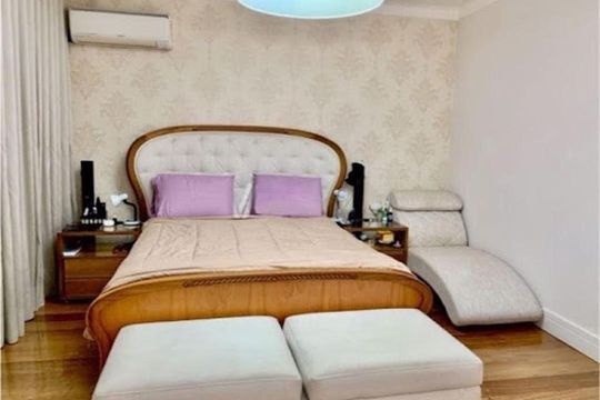 Casa à venda com 4 quartos, 358m² em Swiss Park, Campinas