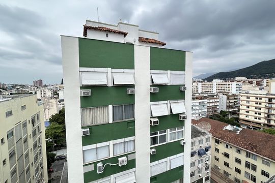 Vista do Quarto 2 de apartamento à venda com 3 quartos, 110m² em Méier, Rio de Janeiro