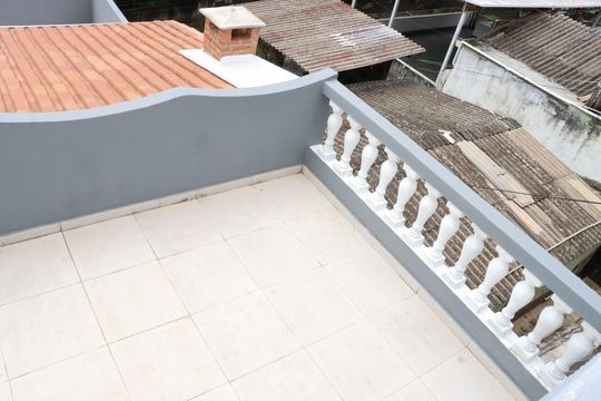 Sacada Suíte 2 de casa para alugar com 2 quartos, 350m² em Jardim Novo Embu, Embu das Artes