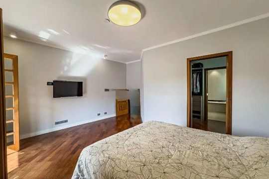 Casa à venda com 3 quartos, 303m² em Parque dos Passaros, São Bernardo do Campo