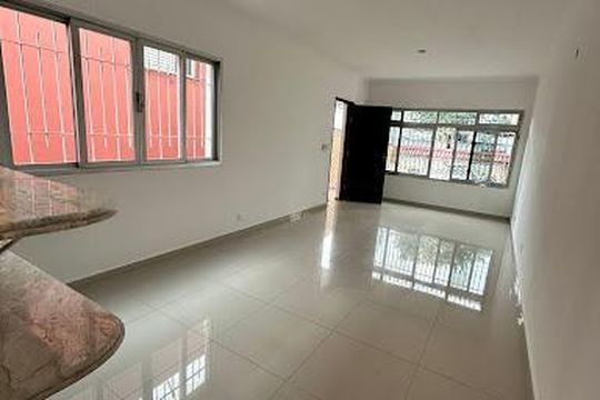 Casa à venda com 5 quartos, 280m² em Vila Gumercindo, São Paulo