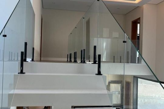 Casa à venda com 3 quartos, 305m² em Swiss Park, Campinas