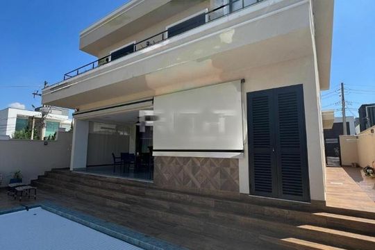 Casa à venda com 4 quartos, 315m² em Swiss Park, Campinas