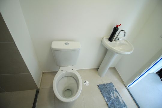 Banheiro Social de apartamento à venda com 2 quartos, 40m² em Belenzinho, São Paulo