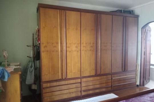 Casa à venda com 3 quartos, 194m² em Cidade São Jorge, Santo André