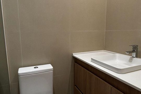 Banheiro de casa de condomínio à venda com 2 quartos, 110m² em Vila Clementino, São Paulo