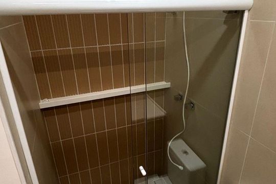 Banheiro de casa de condomínio à venda com 2 quartos, 110m² em Vila Clementino, São Paulo