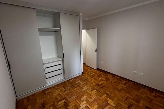 Quarto de casa de condomínio à venda com 2 quartos, 110m² em Vila Clementino, São Paulo