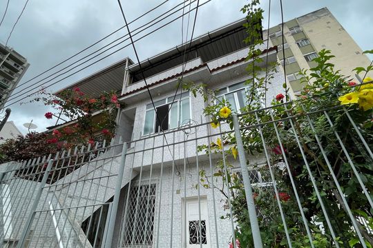 Fachada de casa para alugar com 2 quartos, 135m² em Vila Isabel, Rio de Janeiro