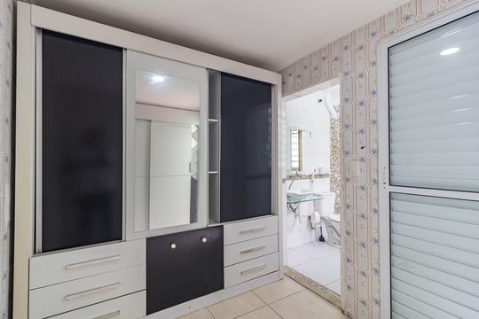 Suíte 2 - Externa de casa de condomínio para alugar com 3 quartos, 130m² em Brás, São Paulo