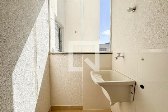 Área de Serviço de apartamento para alugar com 2 quartos, 89m² em Jardim Maringa, São Paulo