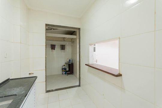Cozinha de apartamento à venda com 2 quartos, 53m² em Tijuca, Rio de Janeiro
