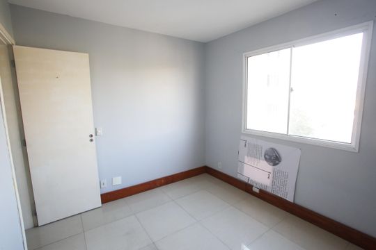 Quarto 2 de apartamento à venda com 2 quartos, 70m² em Taquara, Rio de Janeiro