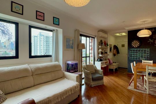 Sala de TV de apartamento à venda com 3 quartos, 94m² em Pompeia, São Paulo