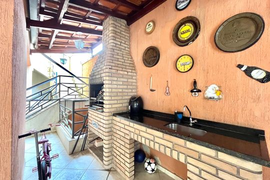 Churrasqueira de casa à venda com 3 quartos, 128m² em Jardim Jabaquara, São Paulo
