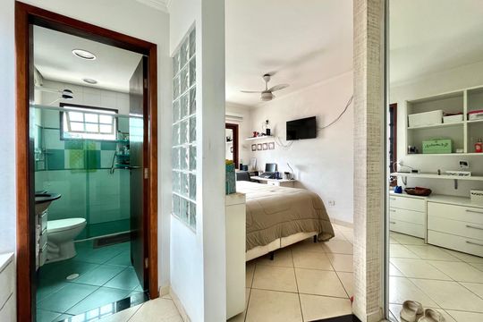 Closet da suíte de casa à venda com 3 quartos, 128m² em Jardim Jabaquara, São Paulo