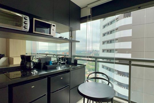 Cozinha de kitnet/studio para alugar com 1 quarto, 31m² em Pinheiros, São Paulo