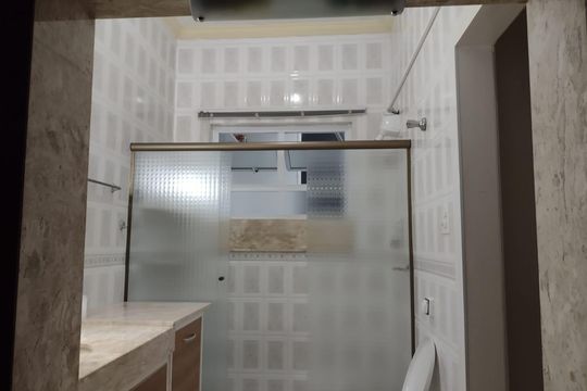 Banheiro de apartamento para alugar com 2 quartos, 120m² em Centro, Jundiaí