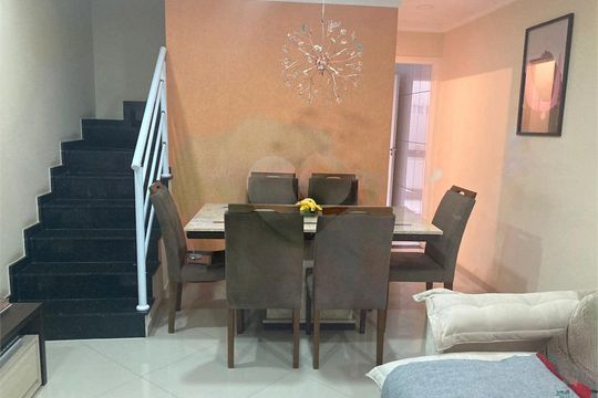 Casa à venda com 3 quartos, 110m² em Jardim Sabara, São Paulo