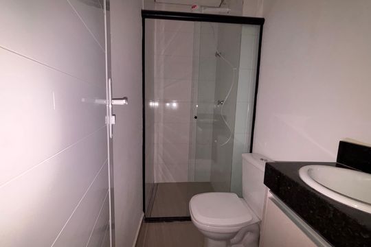 Banheiro Social de apartamento para alugar com 1 quarto, 28m² em Vila Lúcia, São Paulo