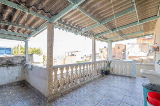 Área de Serviço de casa à venda com 4 quartos, 154m² em Bandeiras, Osasco