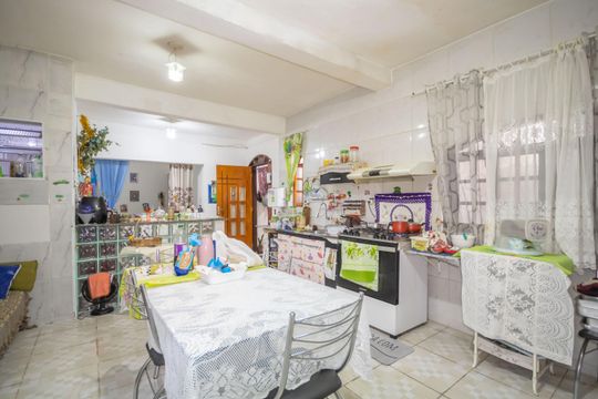 Cozinha de casa à venda com 4 quartos, 154m² em Bandeiras, Osasco