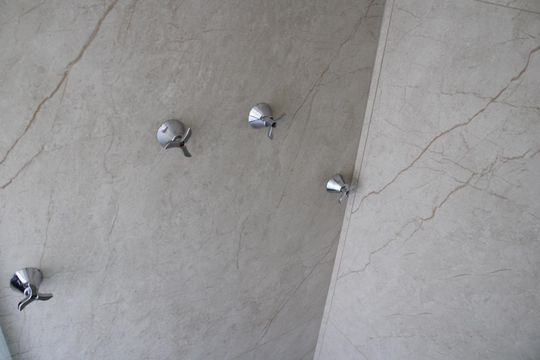 Banheiro de kitnet/studio à venda com 1 quarto, 26m² em Belenzinho, São Paulo
