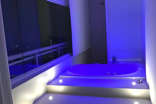 Apartamento para alugar com 1 quarto, 130m² em Jardim das Acacias, São Paulo