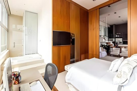 Apartamento para alugar com 1 quarto, 130m² em Jardim das Acacias, São Paulo