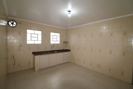 Cozinha de casa à venda com 2 quartos, 160m² em Santa Teresinha, São Paulo