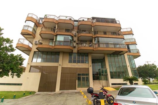 Fachada de apartamento para alugar com 2 quartos, 100m² em Camboinhas, Niterói