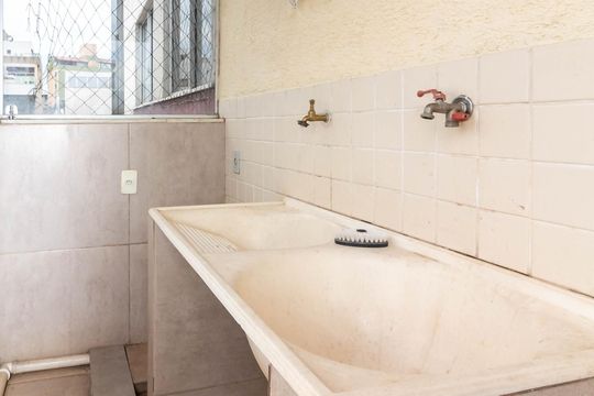 Área de Serviço 2 de apartamento à venda com 4 quartos, 150m² em Fernão Dias, Belo Horizonte
