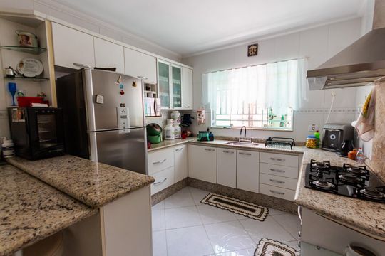Cozinha de casa à venda com 4 quartos, 201m² em Parque Novo Oratório, Santo André