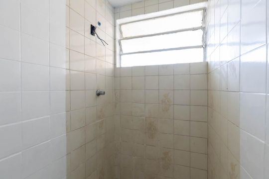 Banheiro Social de kitnet/studio para alugar com 1 quarto, 24m² em Campos Elíseos, São Paulo
